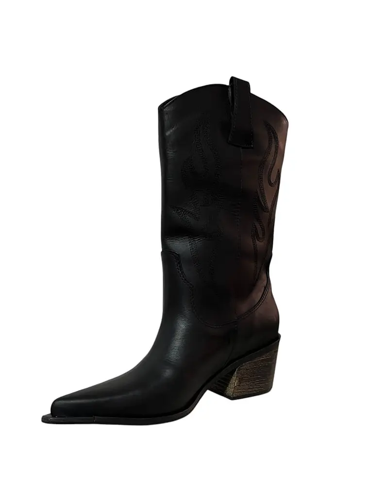 BOTA DE CUERO NORA  6