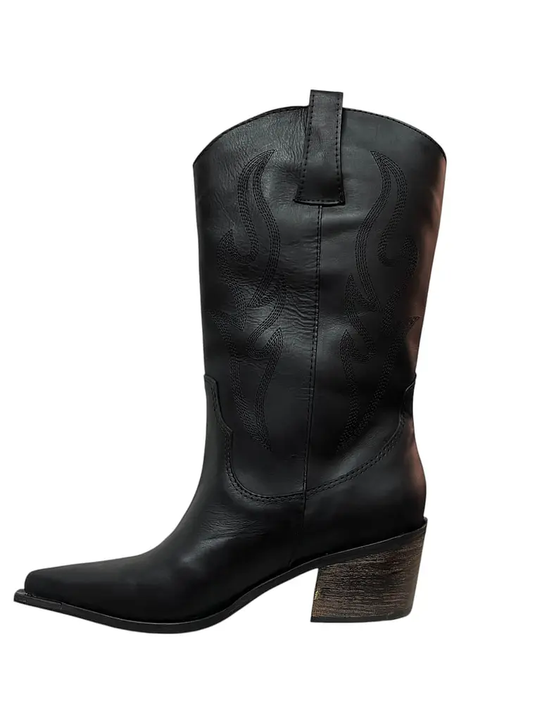 BOTA DE CUERO NORA  4