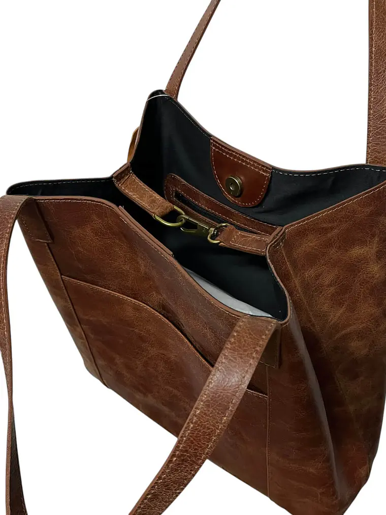 Cartera de Cuero BLIS almendra 2