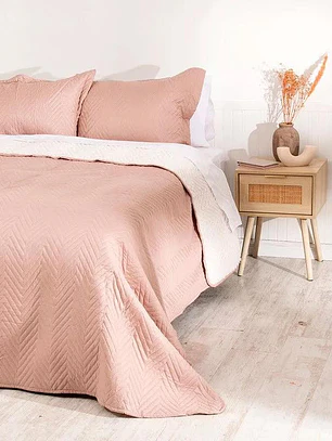 Quilt Sherpa color nude 2 plazas Mashini