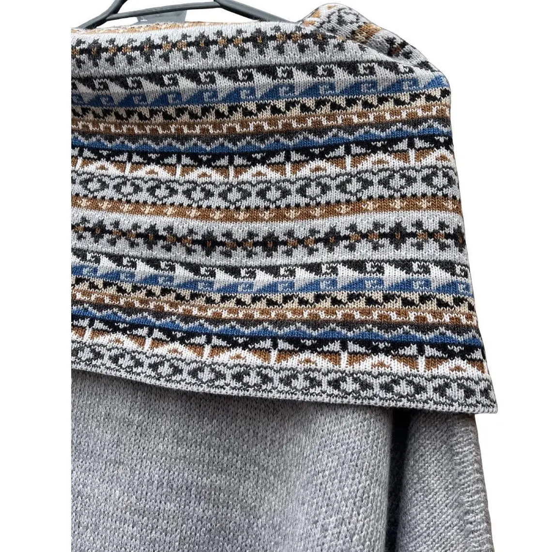 Poncho de Mujer Gris Claro Talla M 3