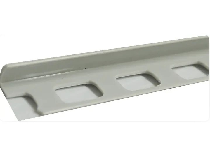 Tiratrim de plástico PVC de colores sólidos tipo C 4