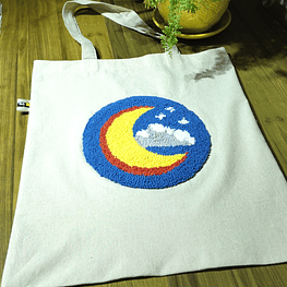 Tote Bag Artesanal "Noche de Ensueño" – Bordado Punch Needle a Mano