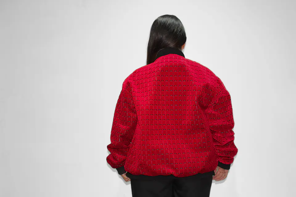 chaqueta cuadrado roja 2