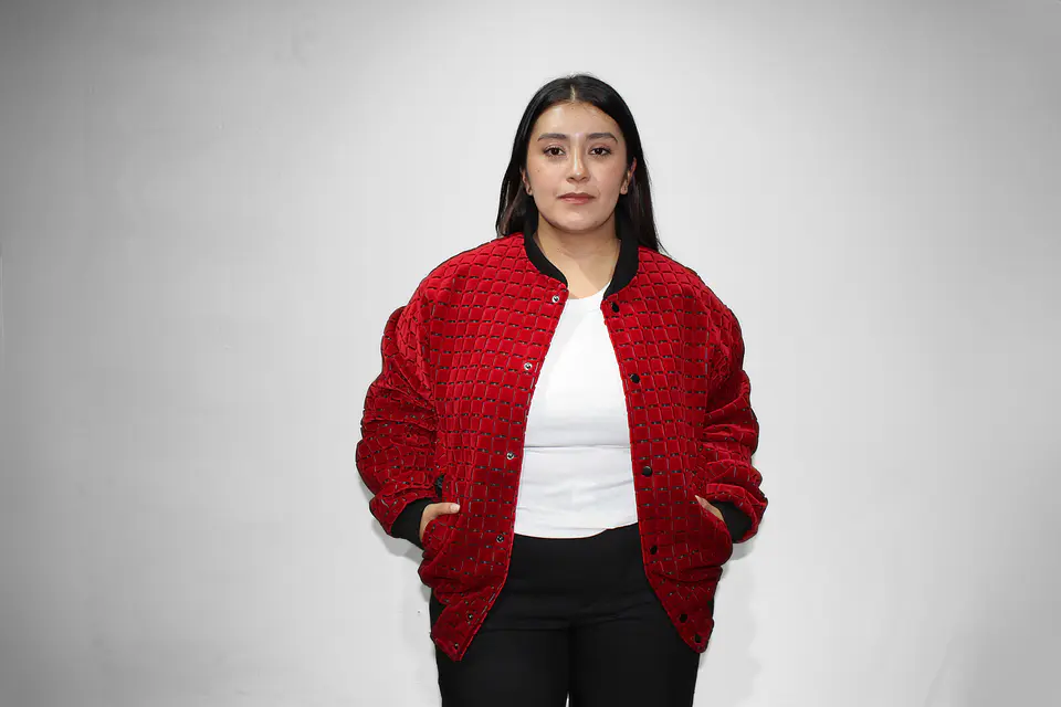 chaqueta cuadrado roja 3