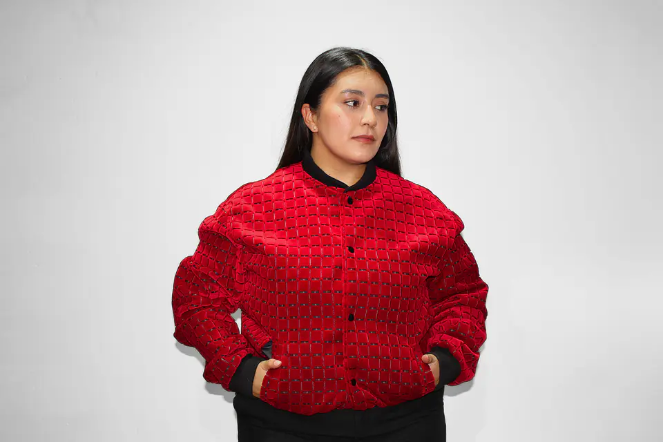 chaqueta cuadrado roja 5