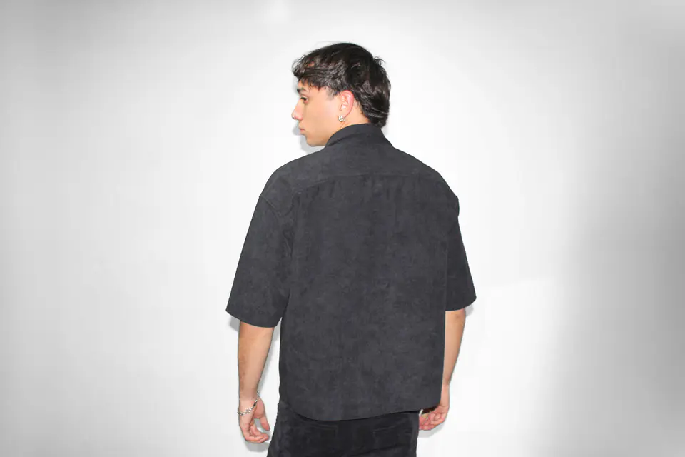 camisa boxyfit pana negra 3