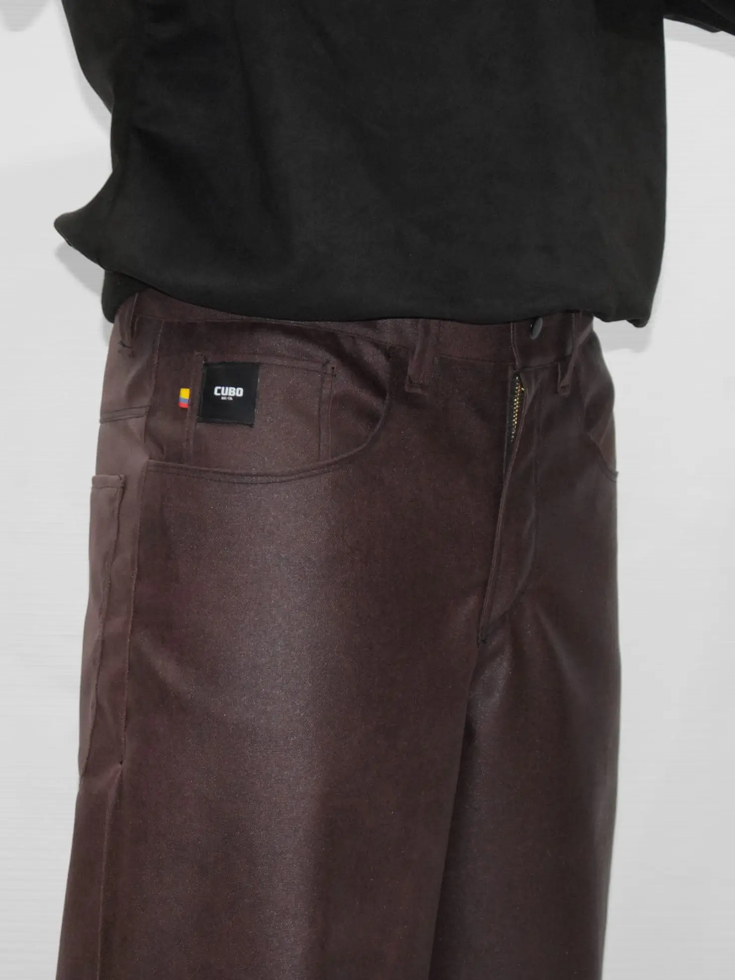 PANTALON .