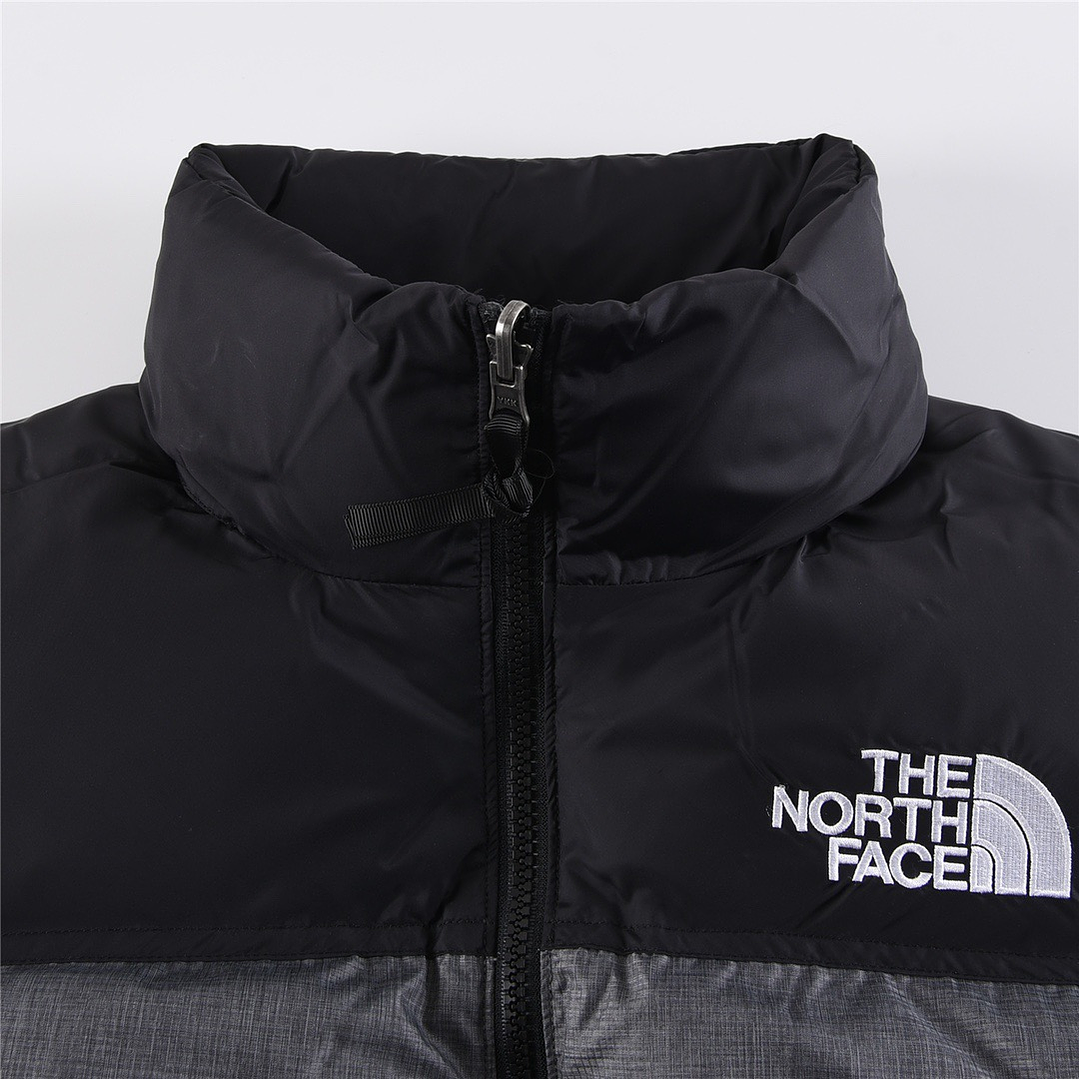 The North Face 1996 Retro Nuptse Jacket  3