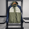 WIndbreaker Nike