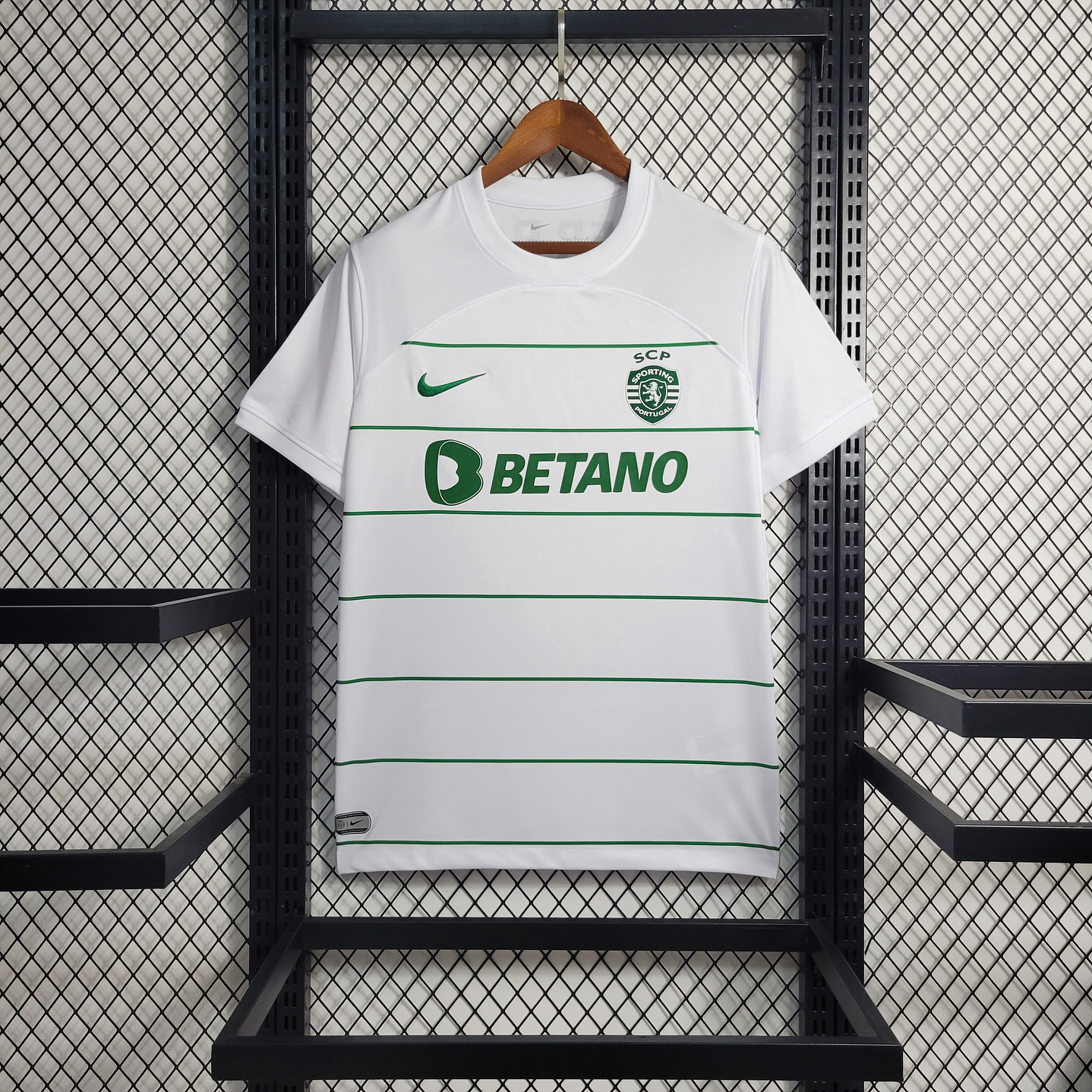 Sporting CP Away 23/24 1