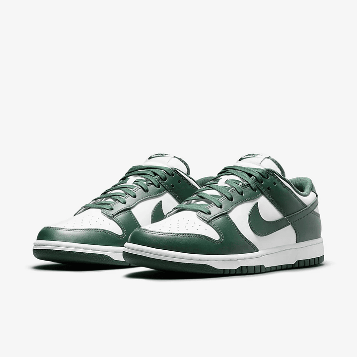 Nike Dunk Low “Varsity Green” 4