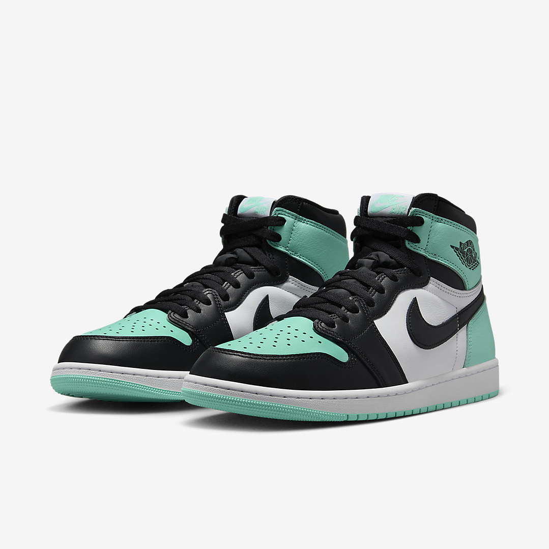 Jordan 1 Retro High OG Green Glow 4