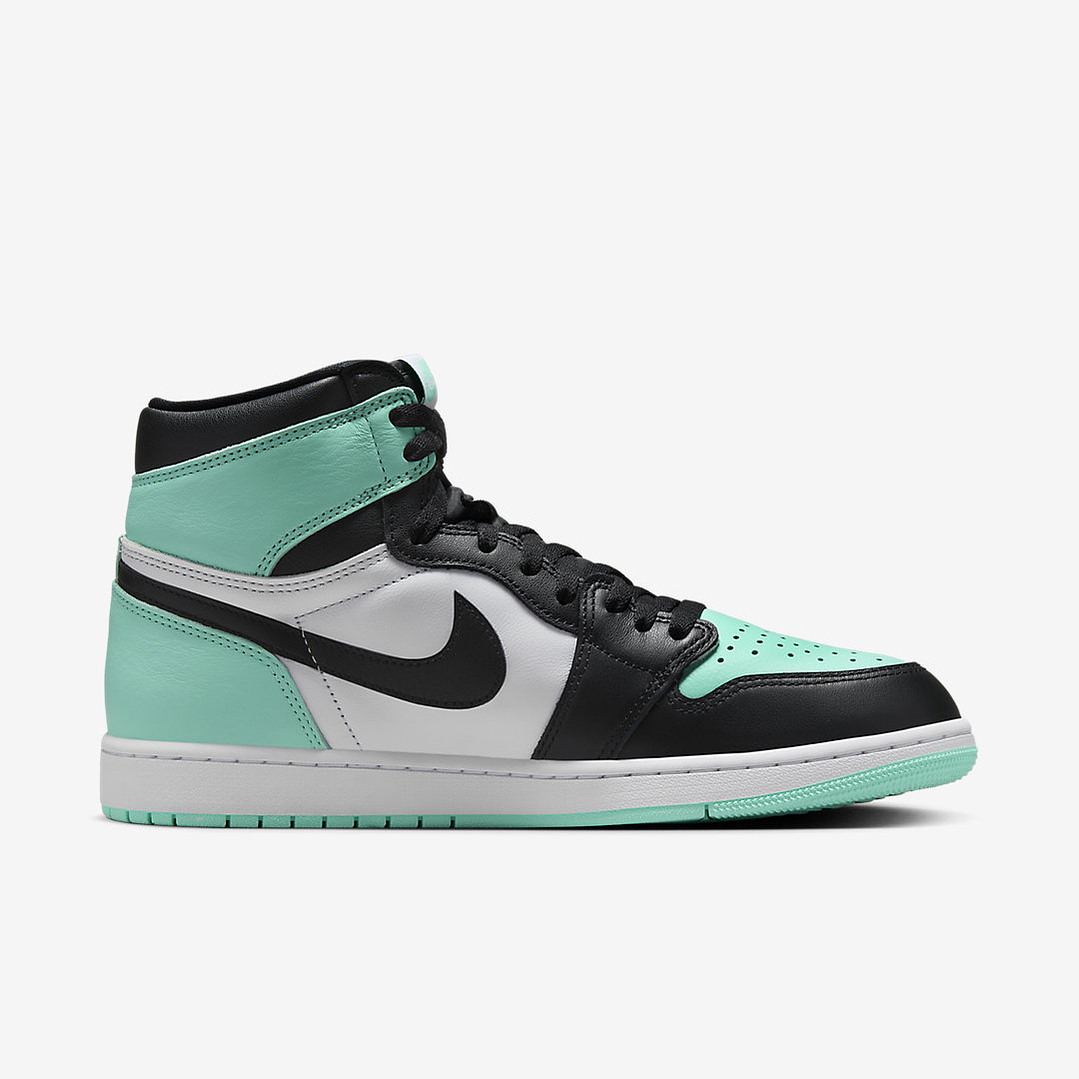 Jordan 1 Retro High OG Green Glow 3