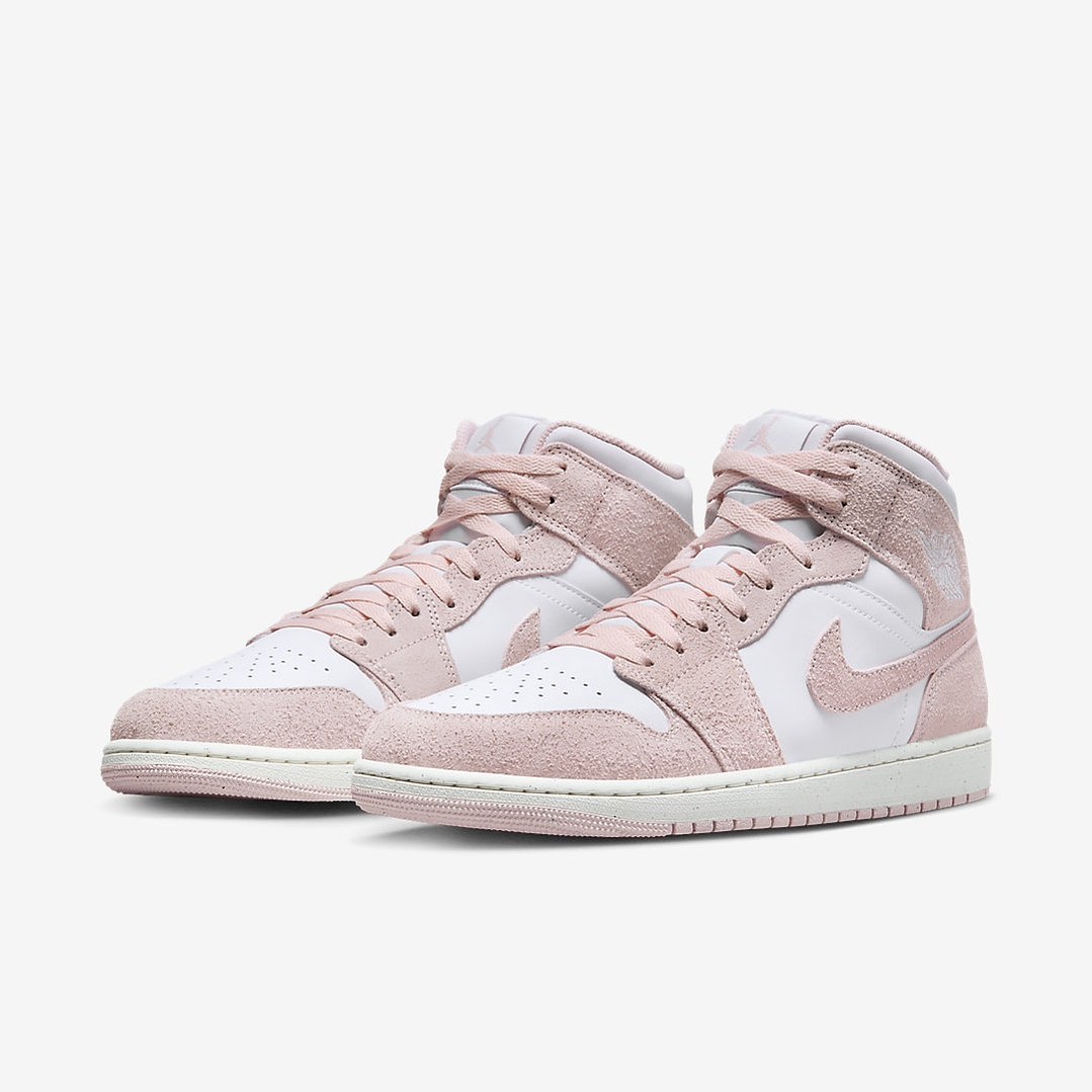 Jordan 1 Mid SE Legend Pink 4