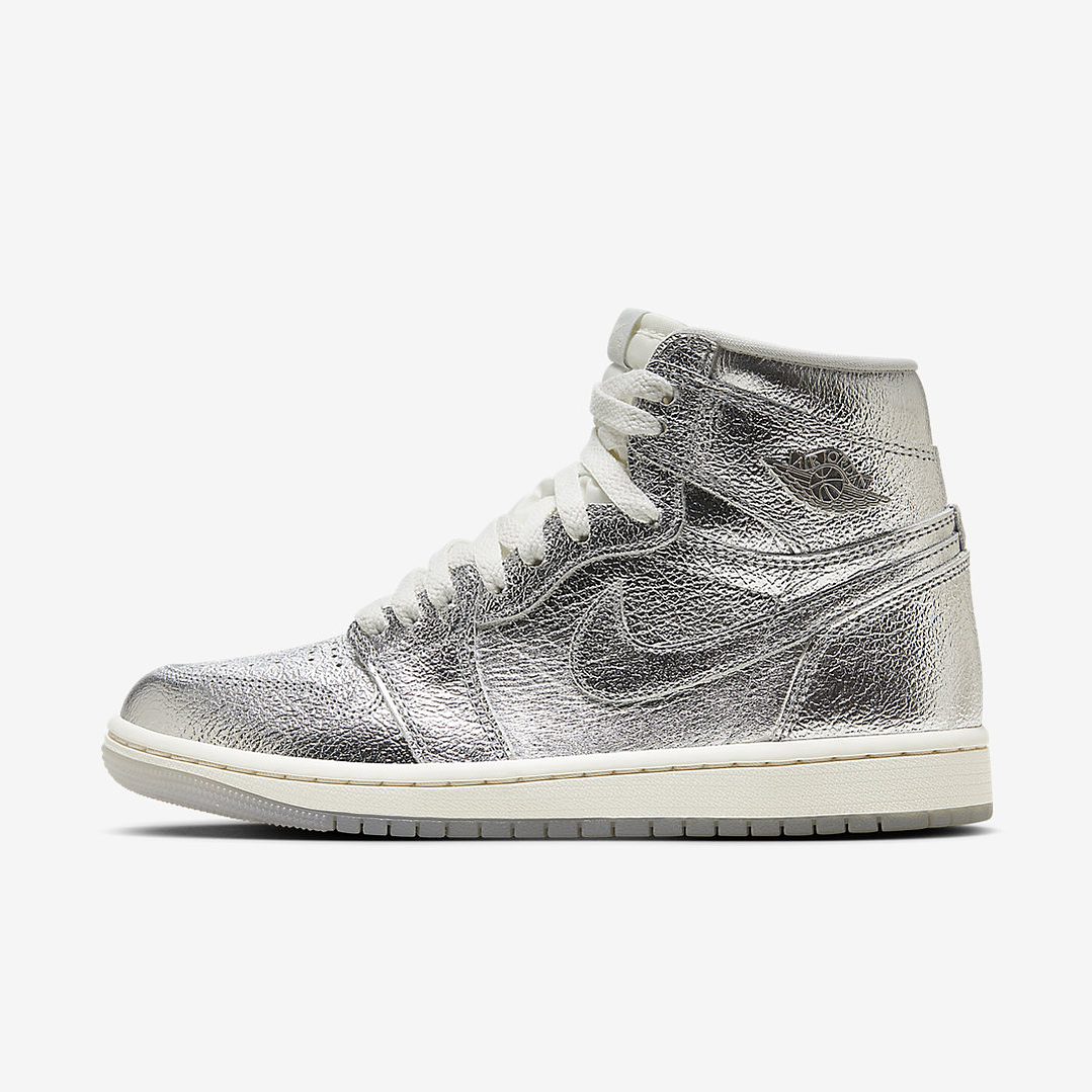 Jordan 1 Retro High OG Chrome (Women's) 1