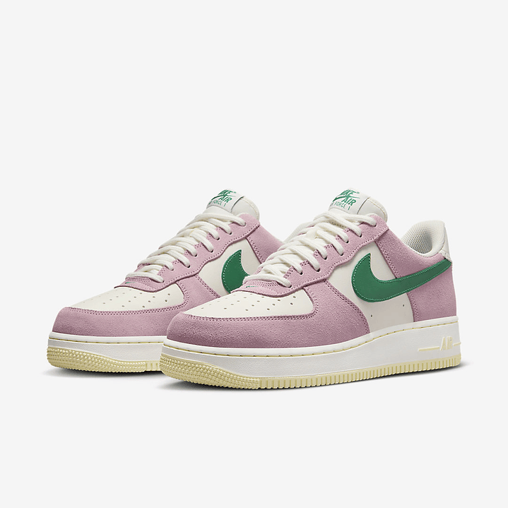 Nike Air Force 1 Low '07 LV8 Medium Soft Pink Malachite 4