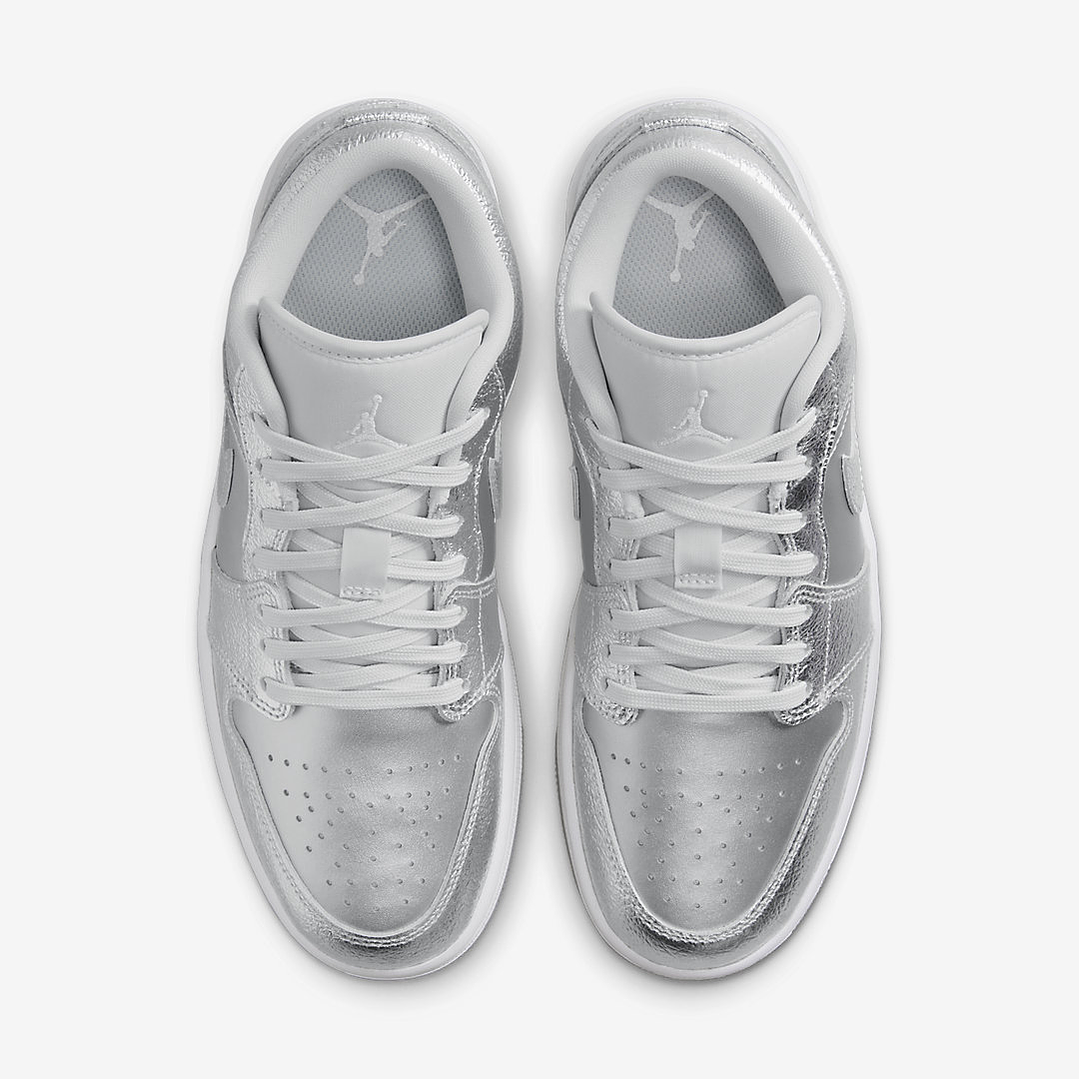 Jordan 1 Low SE Metallic Silver (Women's) 5