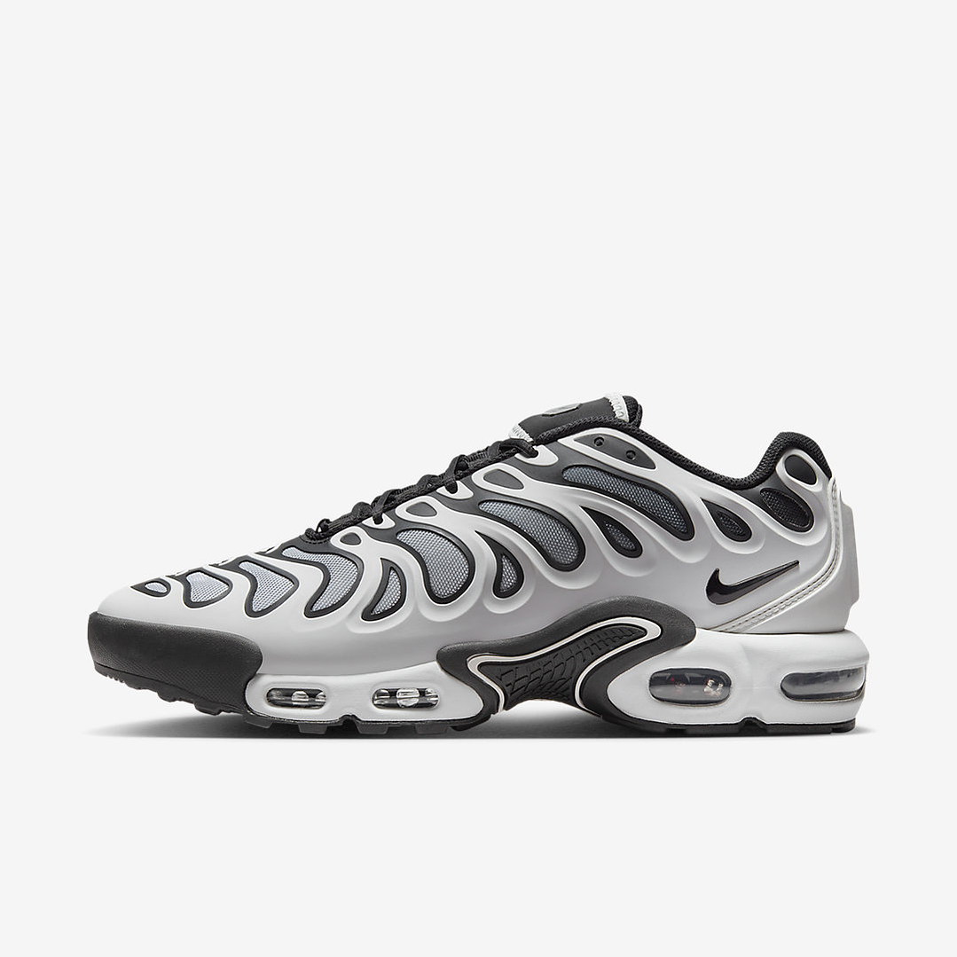 Nike Air Max Plus Drift Metallic Silver 1