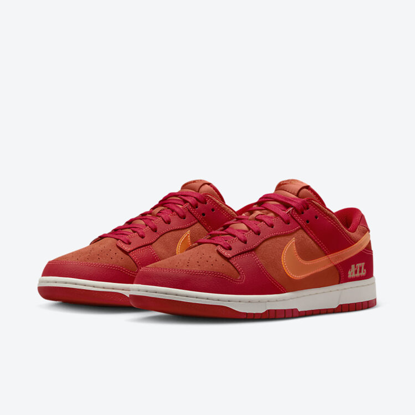 Nike Dunk Low ATL 6