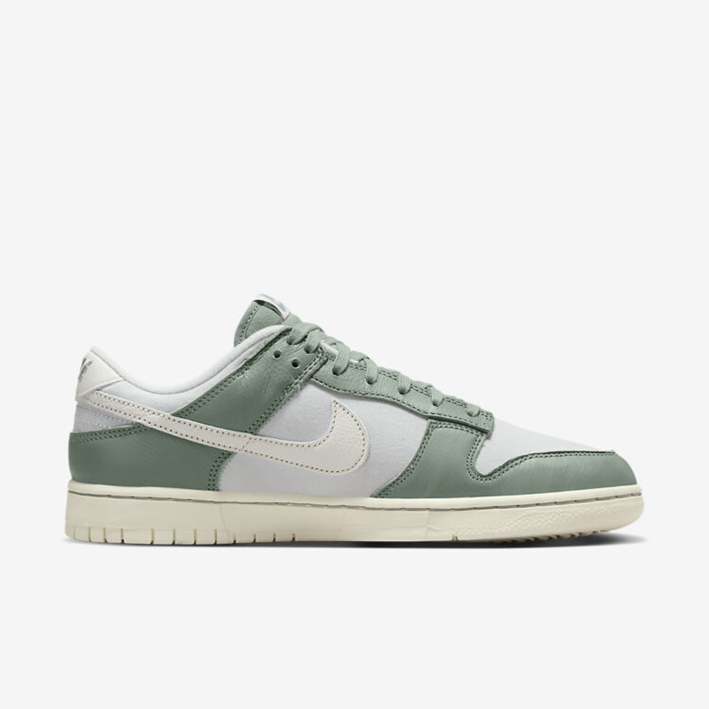 Nike Dunk Low Mica Green 3