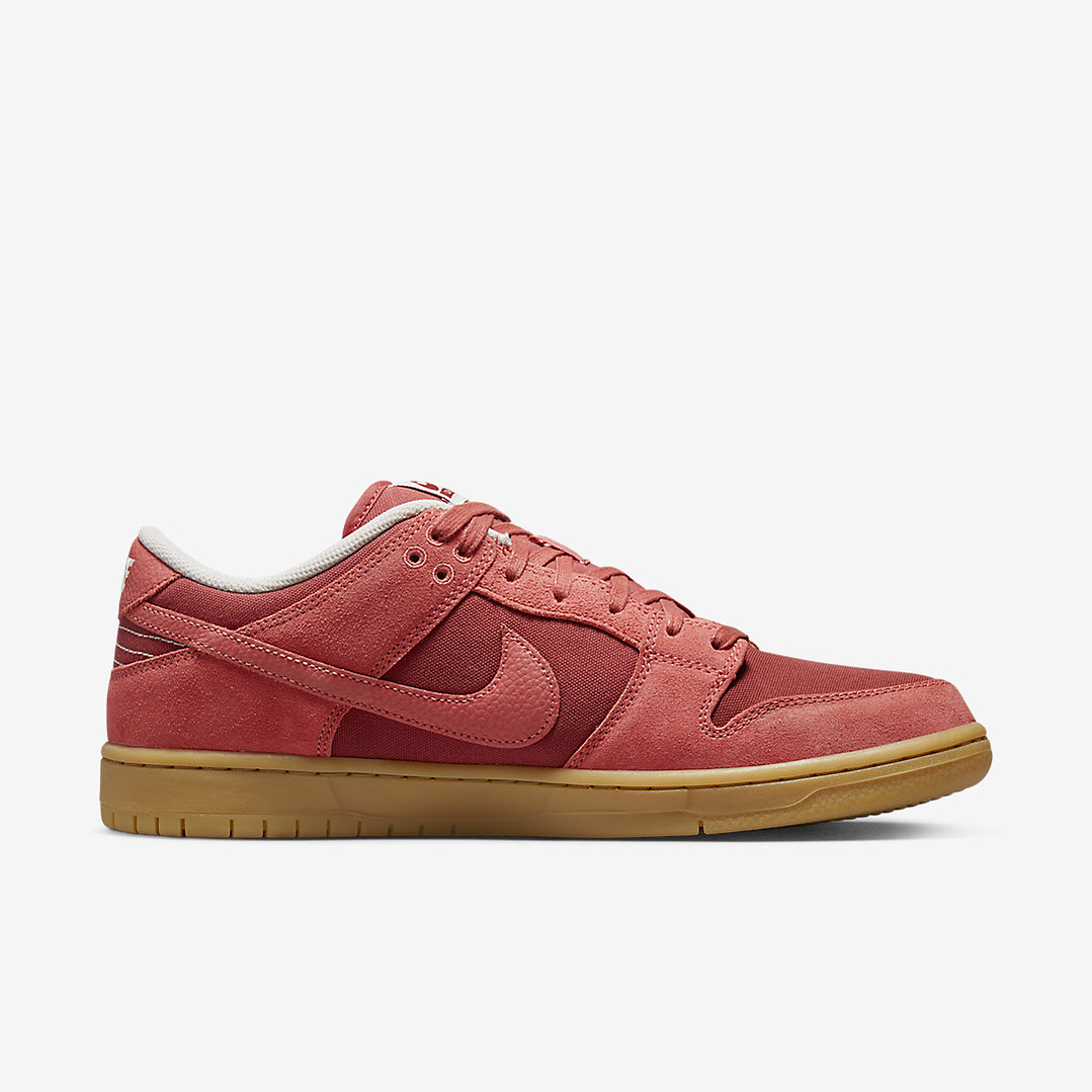 Nike SB Dunk Low Adobe 3