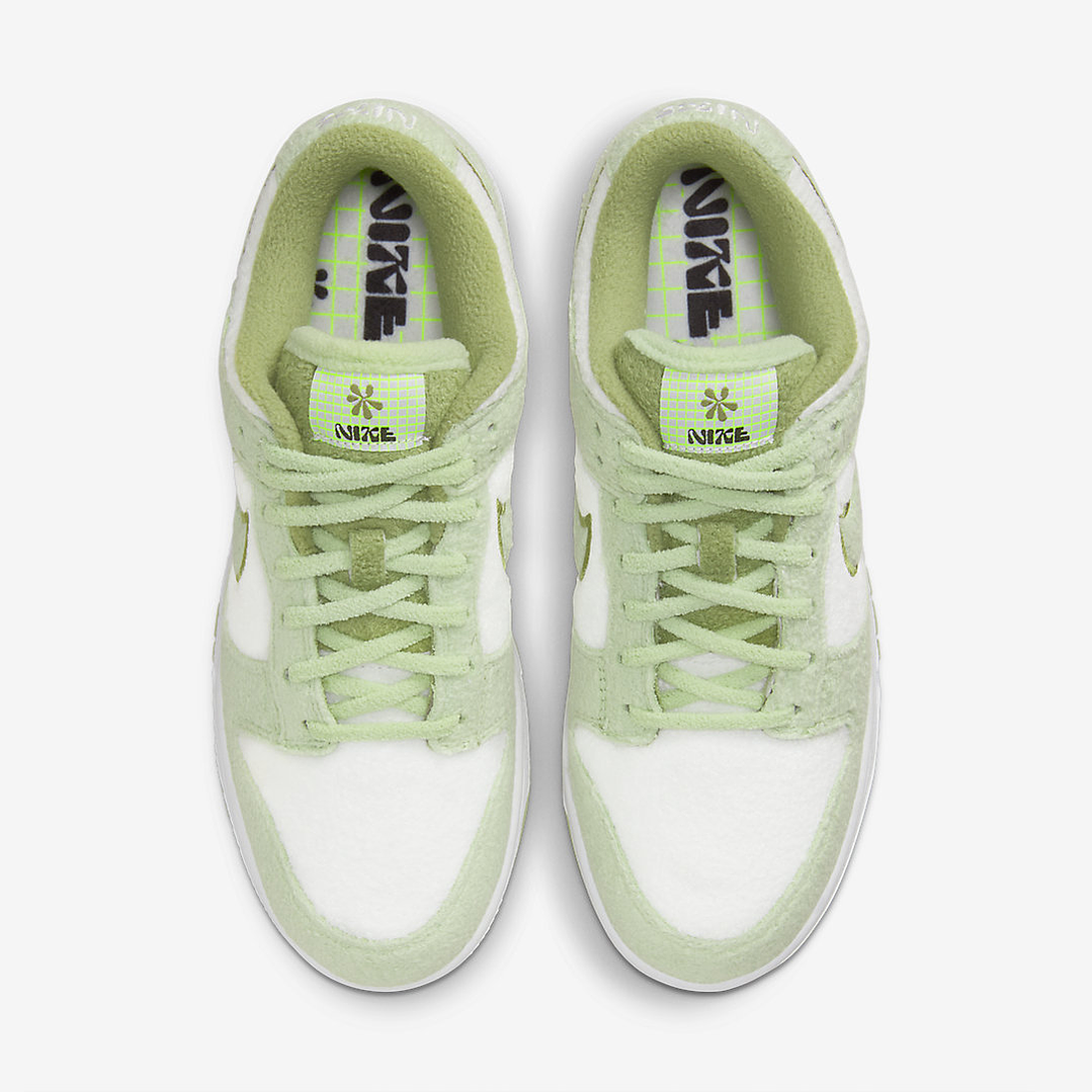 Nike Dunk Low SE Fleece Pack Honeydew (Women's) 4
