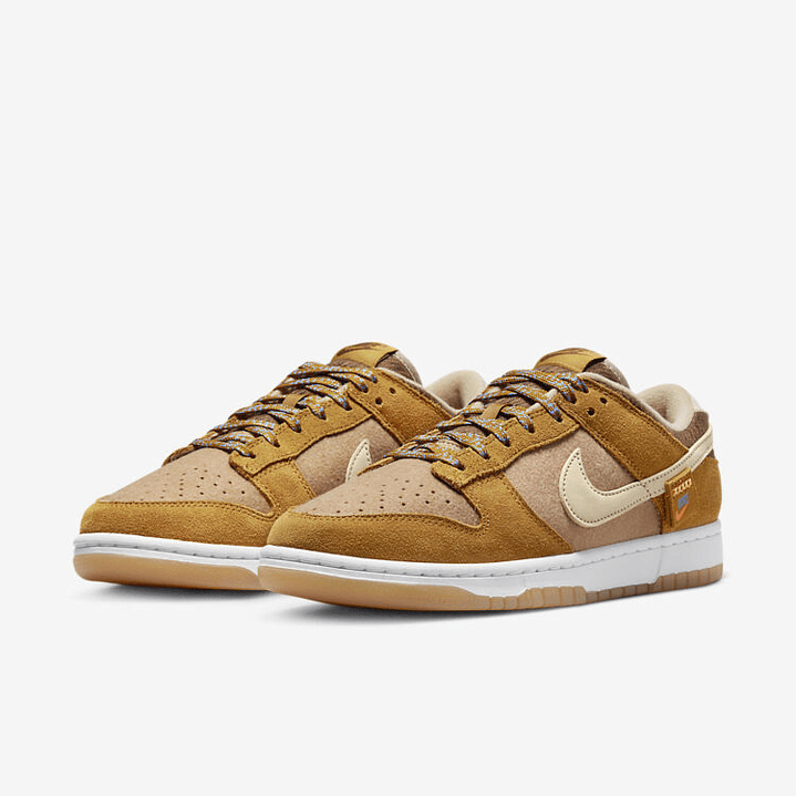 Nike Dunk Low SE Teddy Bear Praline 2