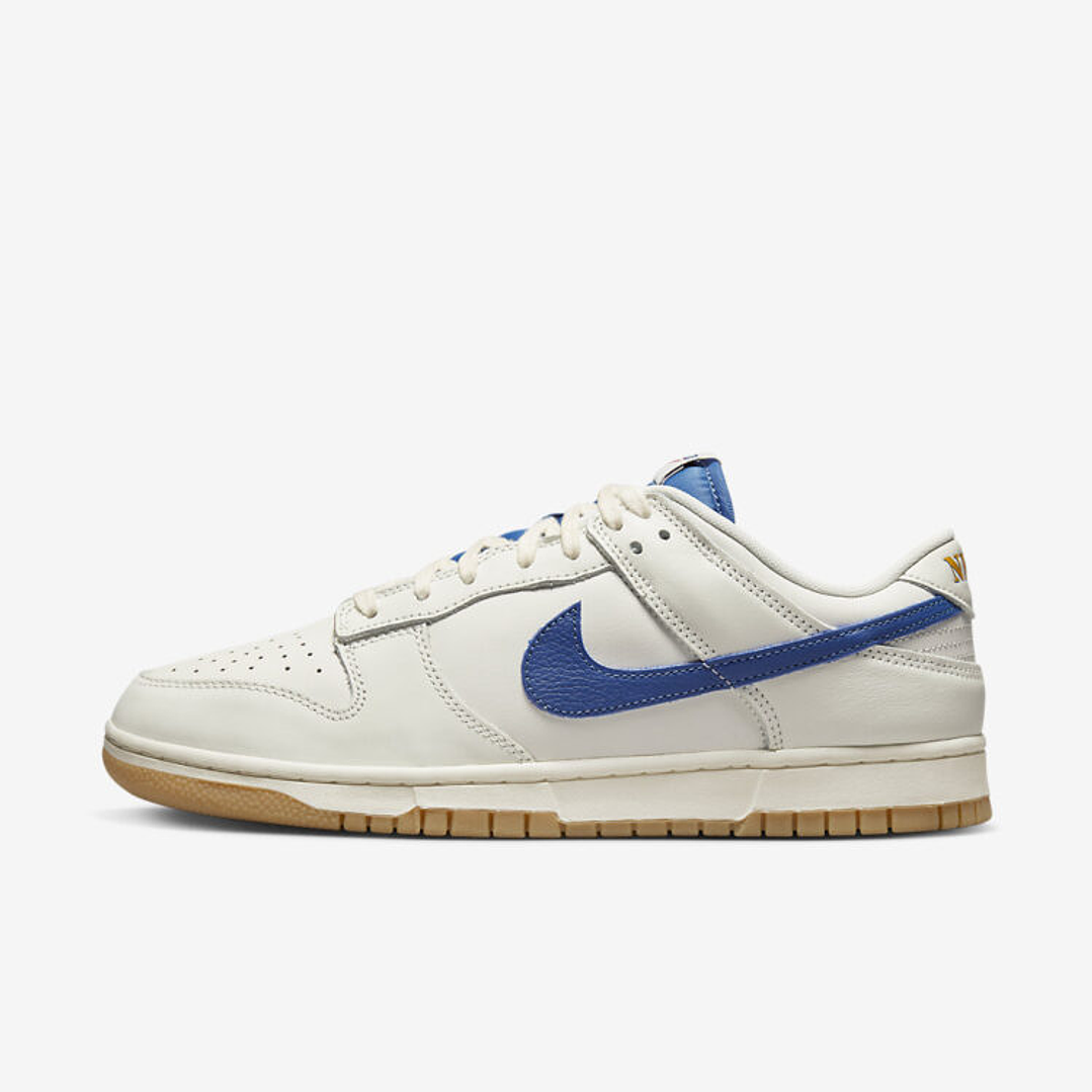 Nike Dunk Low SE Sail Dark Marina Blue 1