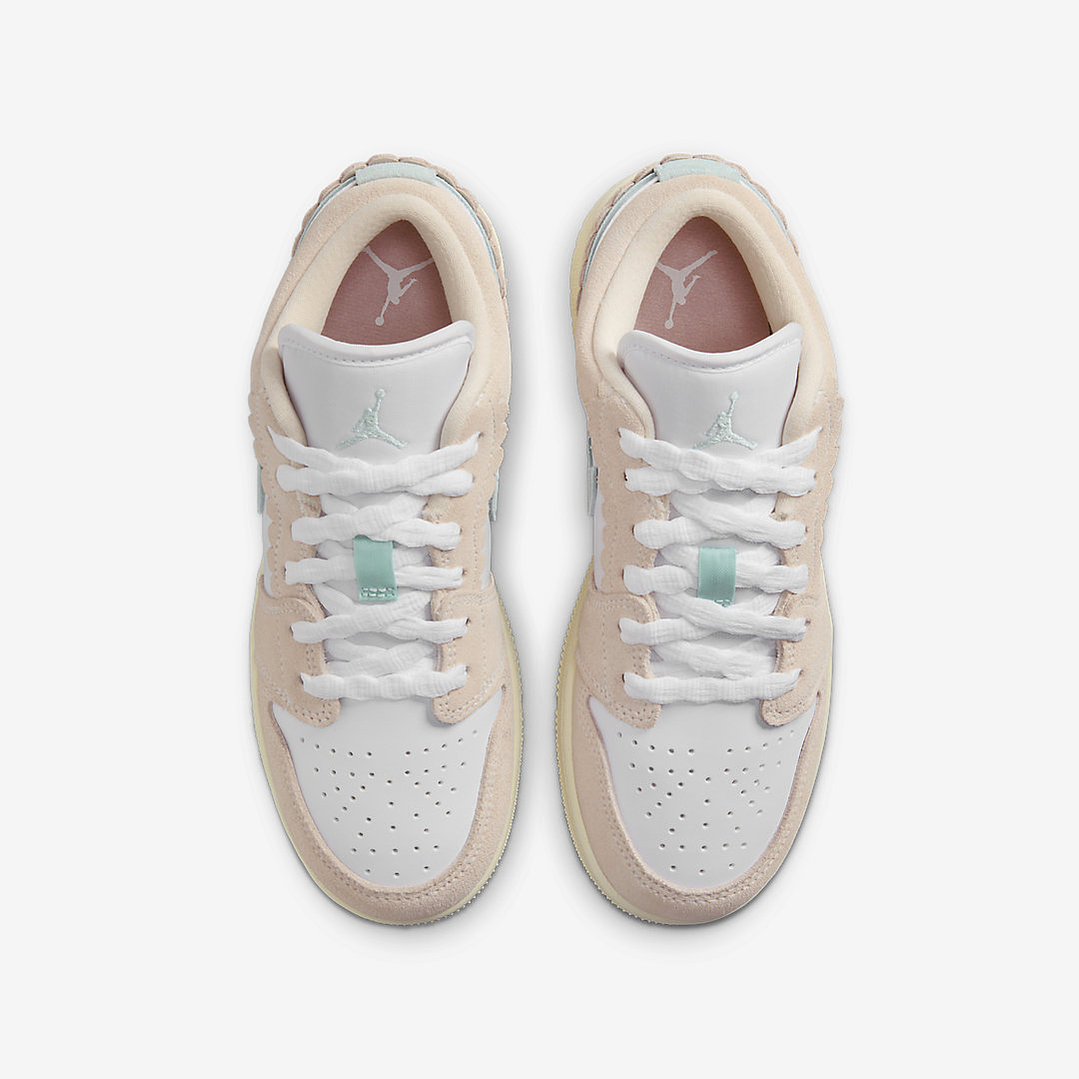 Jordan 1 Low SE Scalloped Edge Guava Ice (GS) 4
