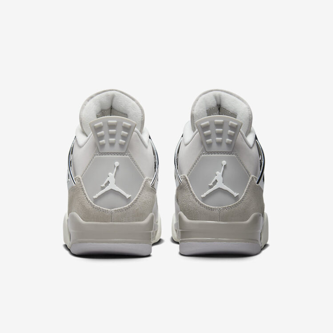 Jordan 4 Retro Frozen Moments (Women) 5