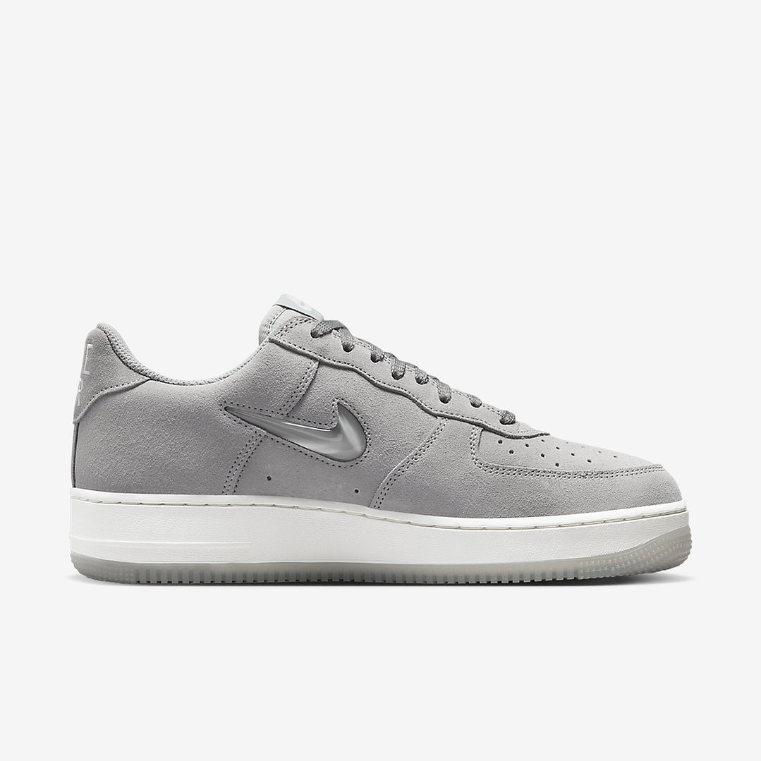Air Force 1 '07 Low Color Of The Month Jewel Light Smoke Grey 3