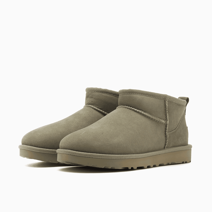 UGG® Women's Classic Ultra Mini 5