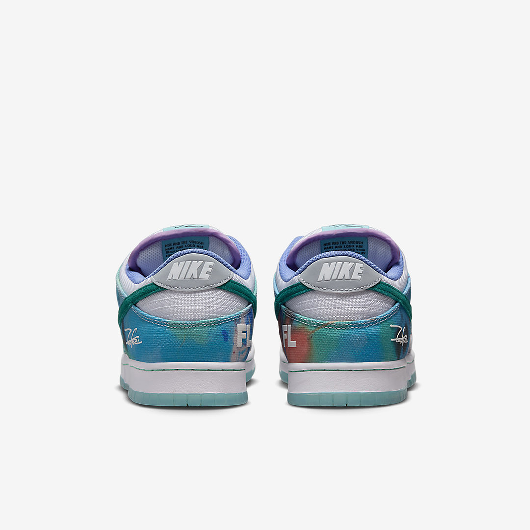 Nike SB Dunk Low Futura Laboratories Bleached Aqua 5