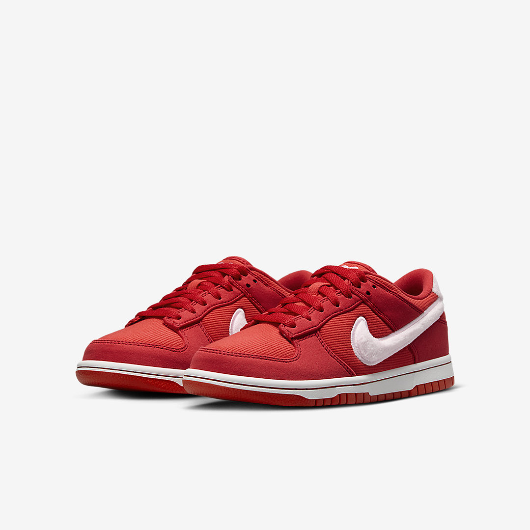Nike Dunk Low Valentine's Day (2024) (GS) 2
