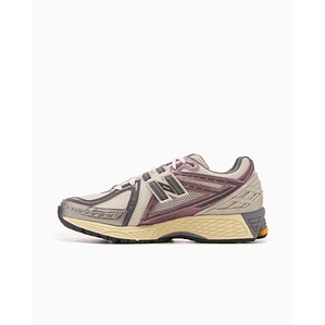 New Balance 1906R Licorice