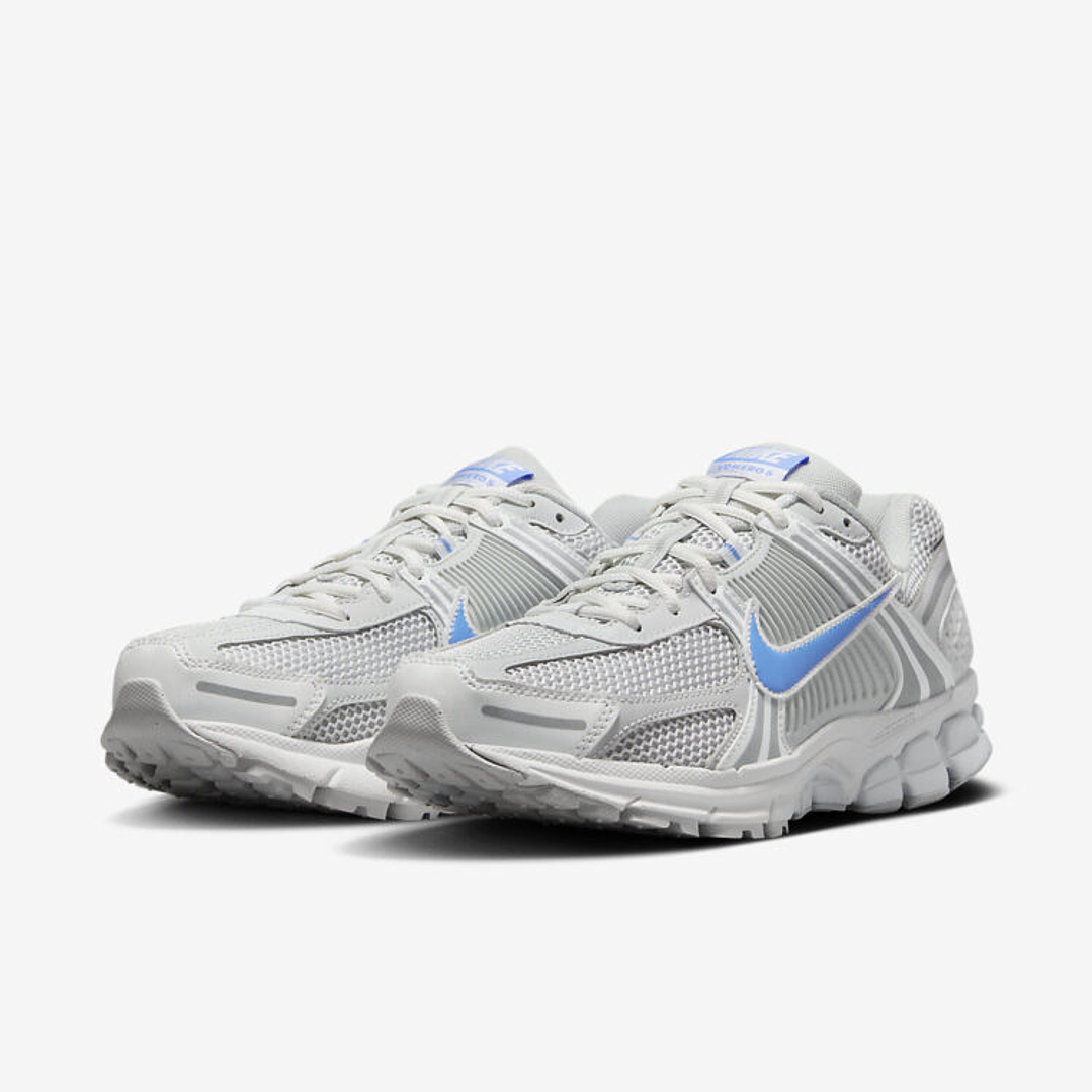 Nike Zoom Vomero 5 Photon Dust University Blue 2