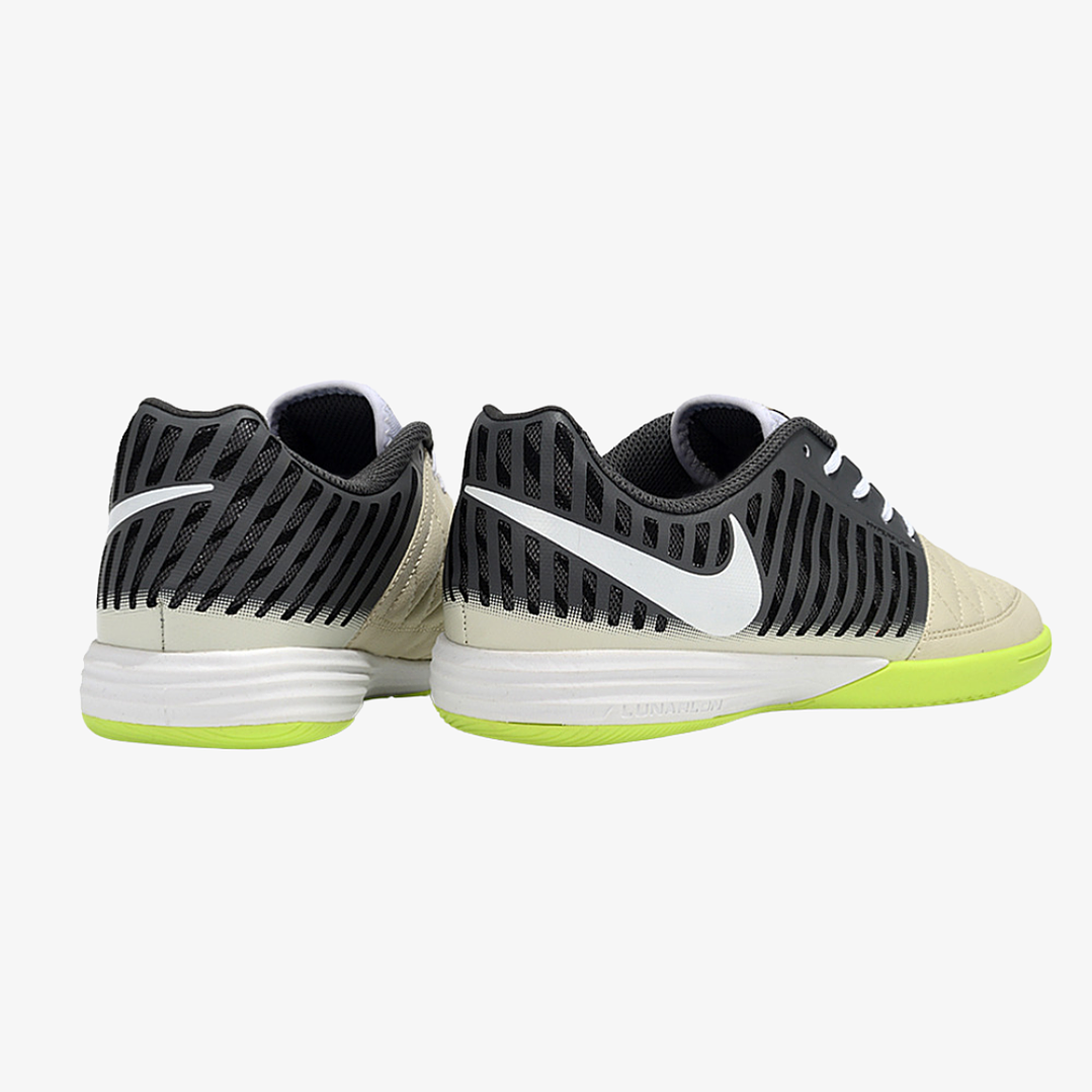 Nike Lunargato II IC 4
