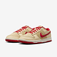 Nike Dunk Low Retro SE Strawberry Waffle - Thumbnail 2