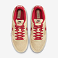 Nike Dunk Low Retro SE Strawberry Waffle - Thumbnail 4