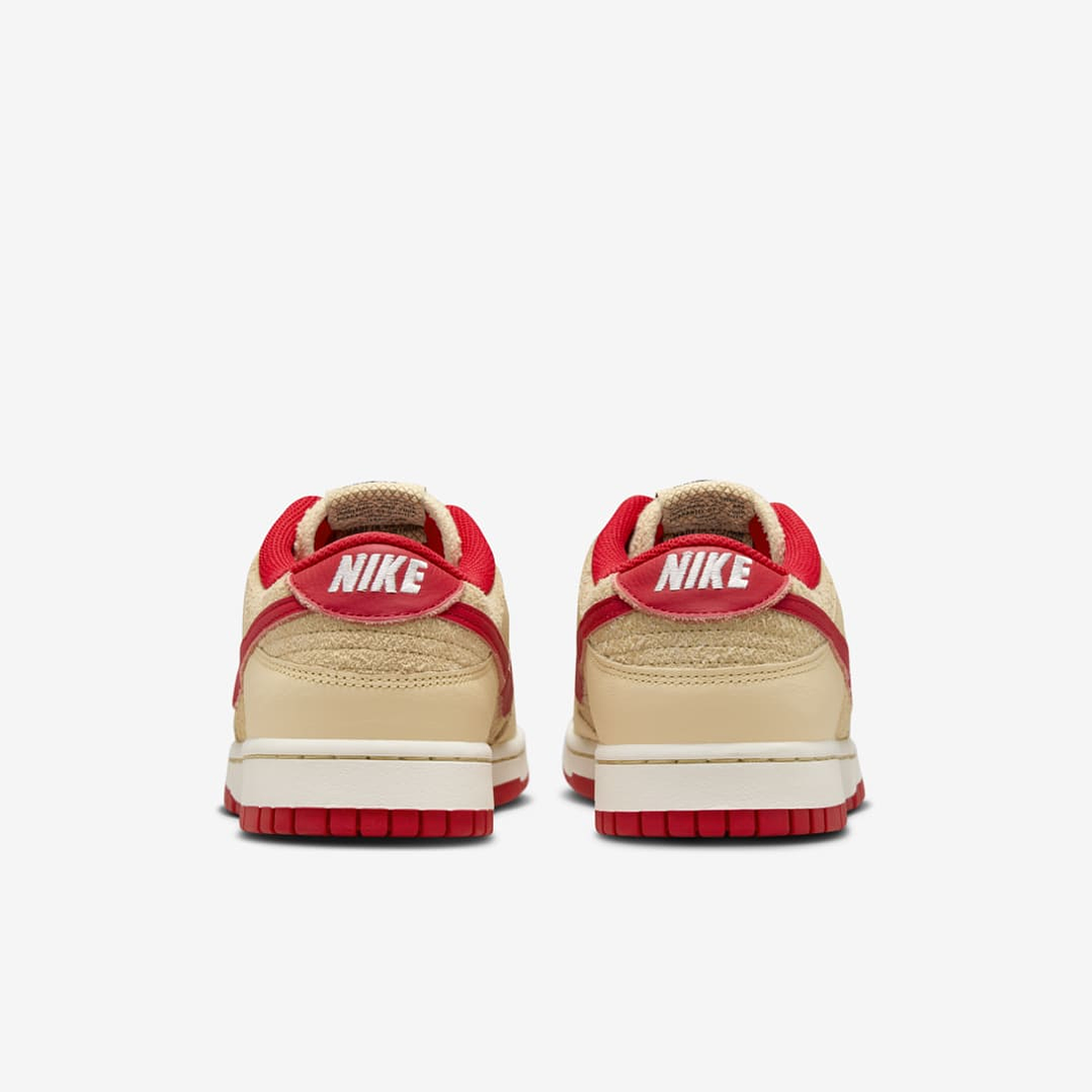 Nike Dunk Low Retro SE Strawberry Waffle 5