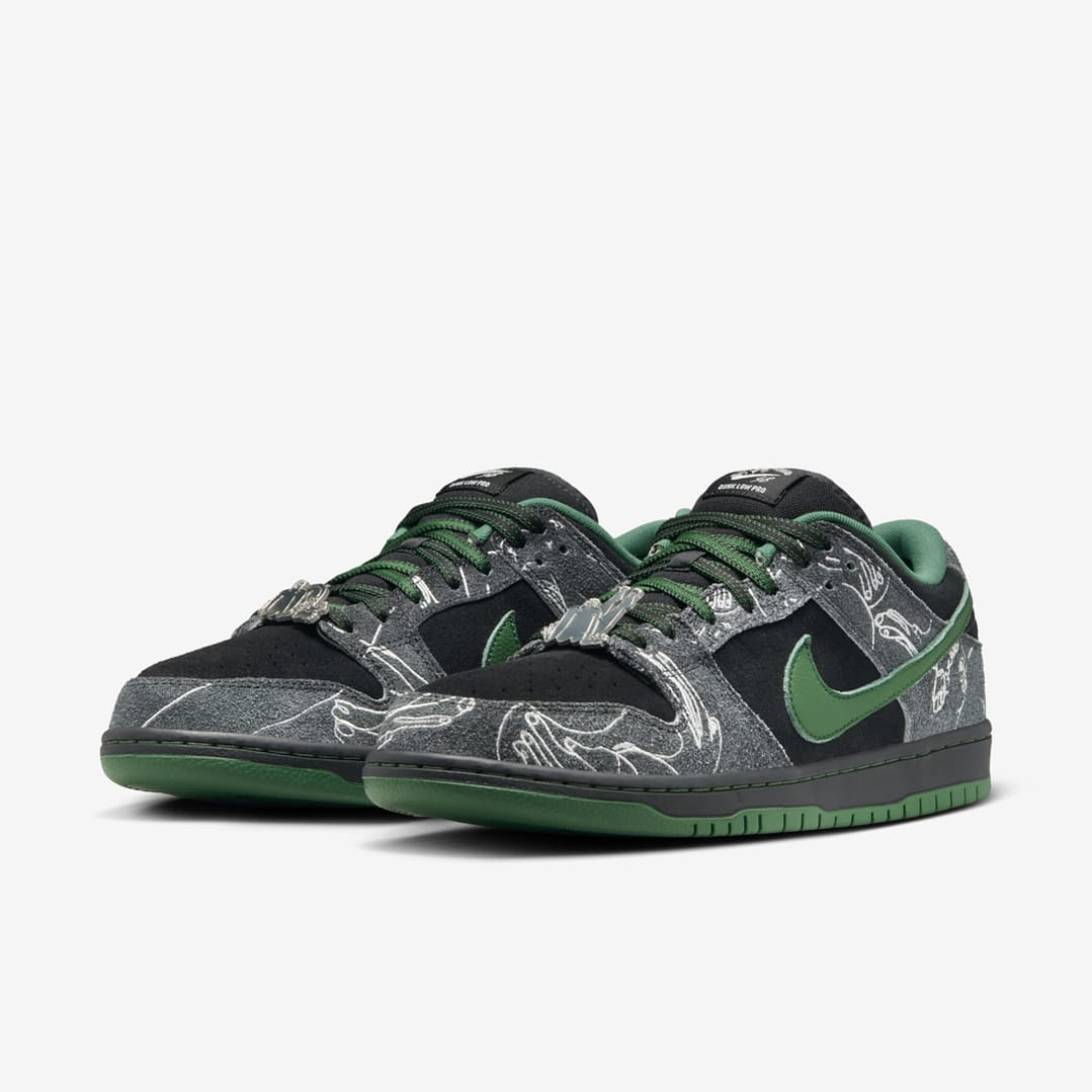 Nike SB Dunk Low There Skateboards 2