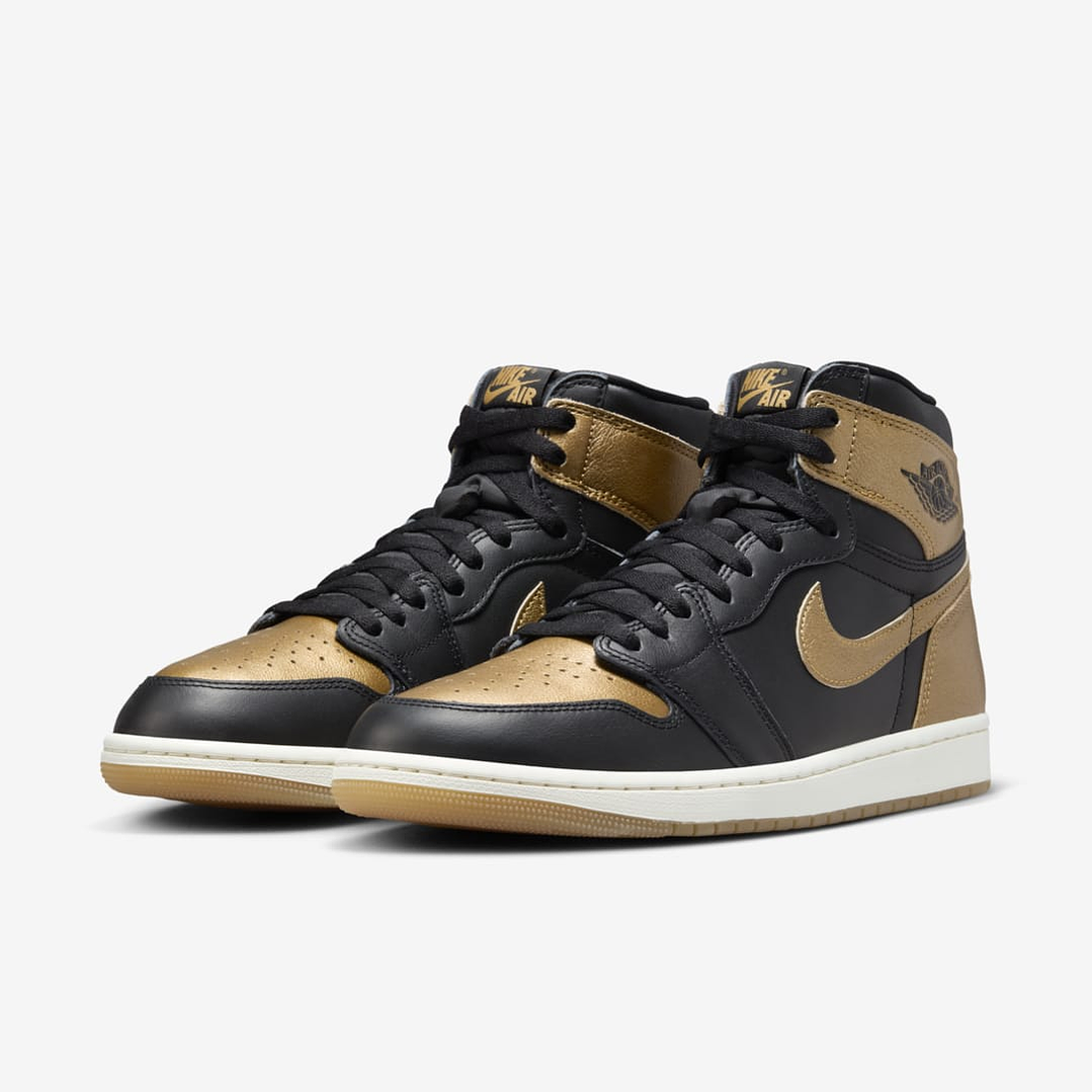 Jordan 1 Retro High OG Black Metallic Gold 2