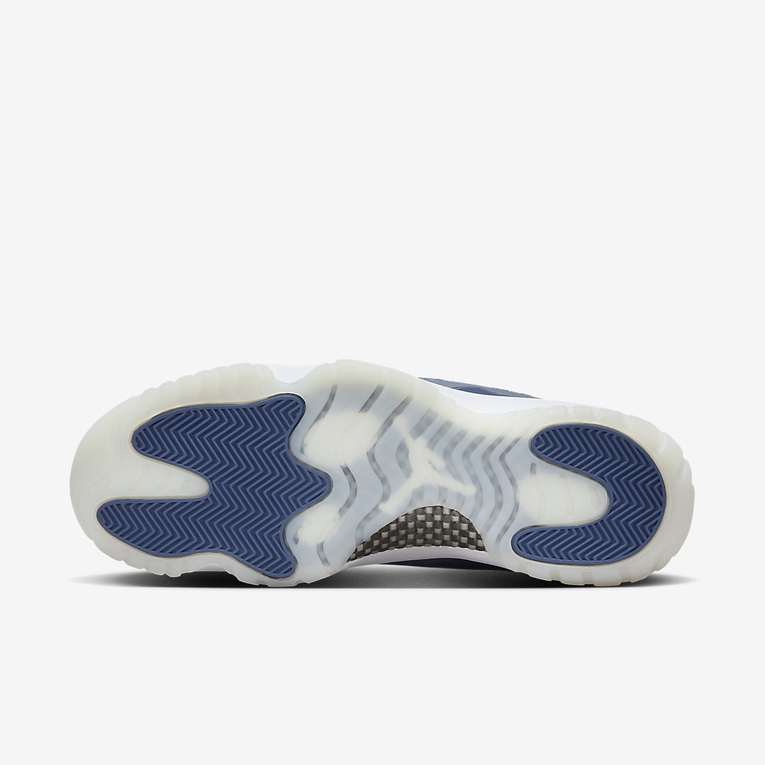 Jordan 11 Retro Low Diffused Blue 6