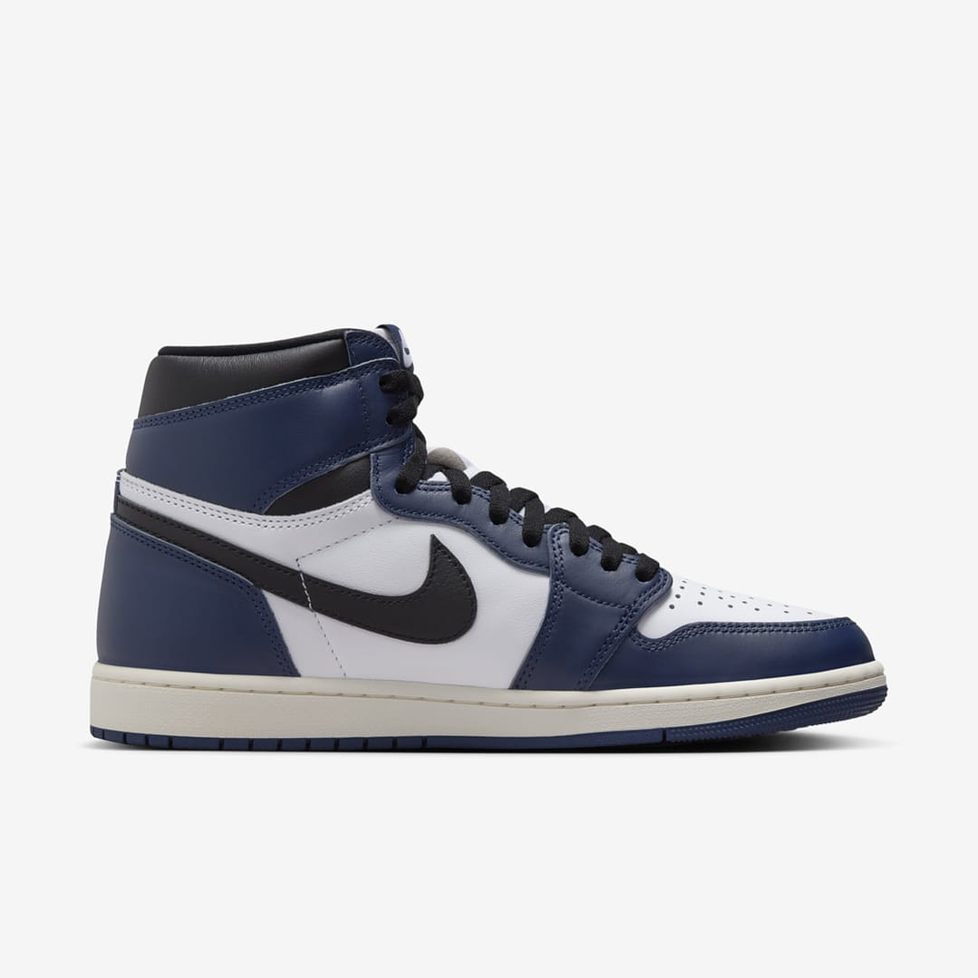 Jordan 1 Retro High OG Midnight Navy 3