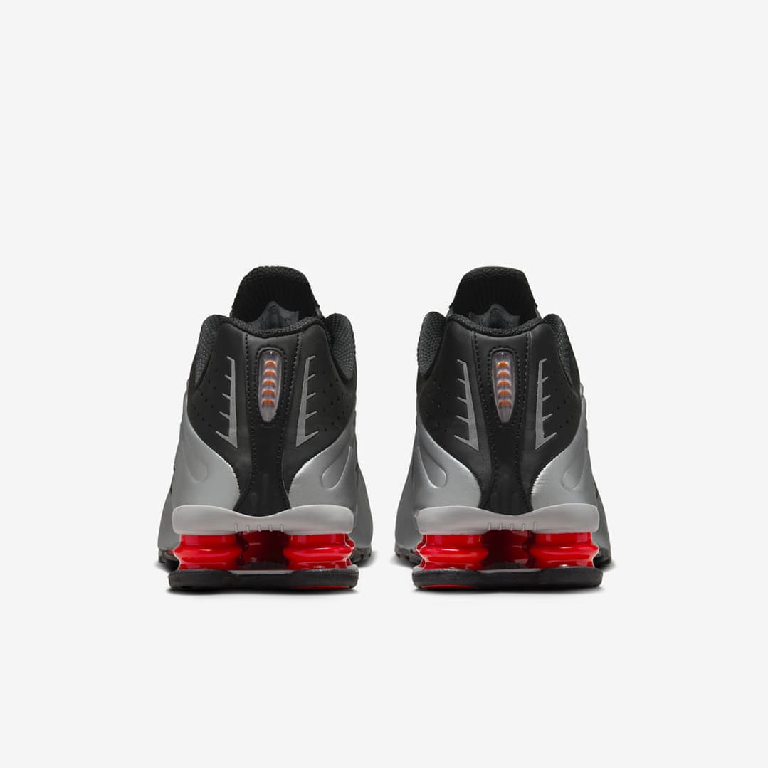 Nike Shox R4 Black Metallic Silver (2018/2024) 5