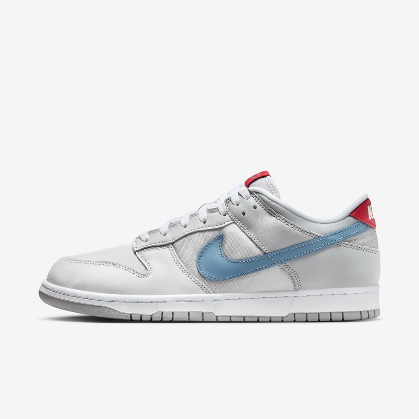 Nike Dunk Low Silver Surfer (2024) 1