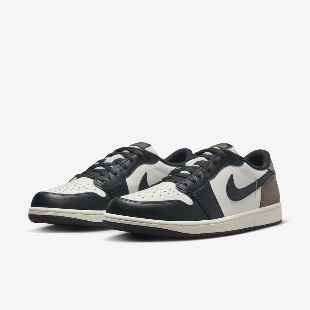 Jordan 1 Retro Low OG Mocha 2
