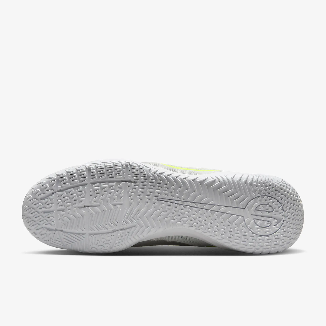 Nike Tiempo Legend 10 Academy IC 4