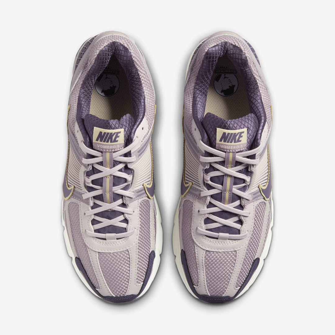 Nike Zoom Vomero 5 Platinum Violet 4